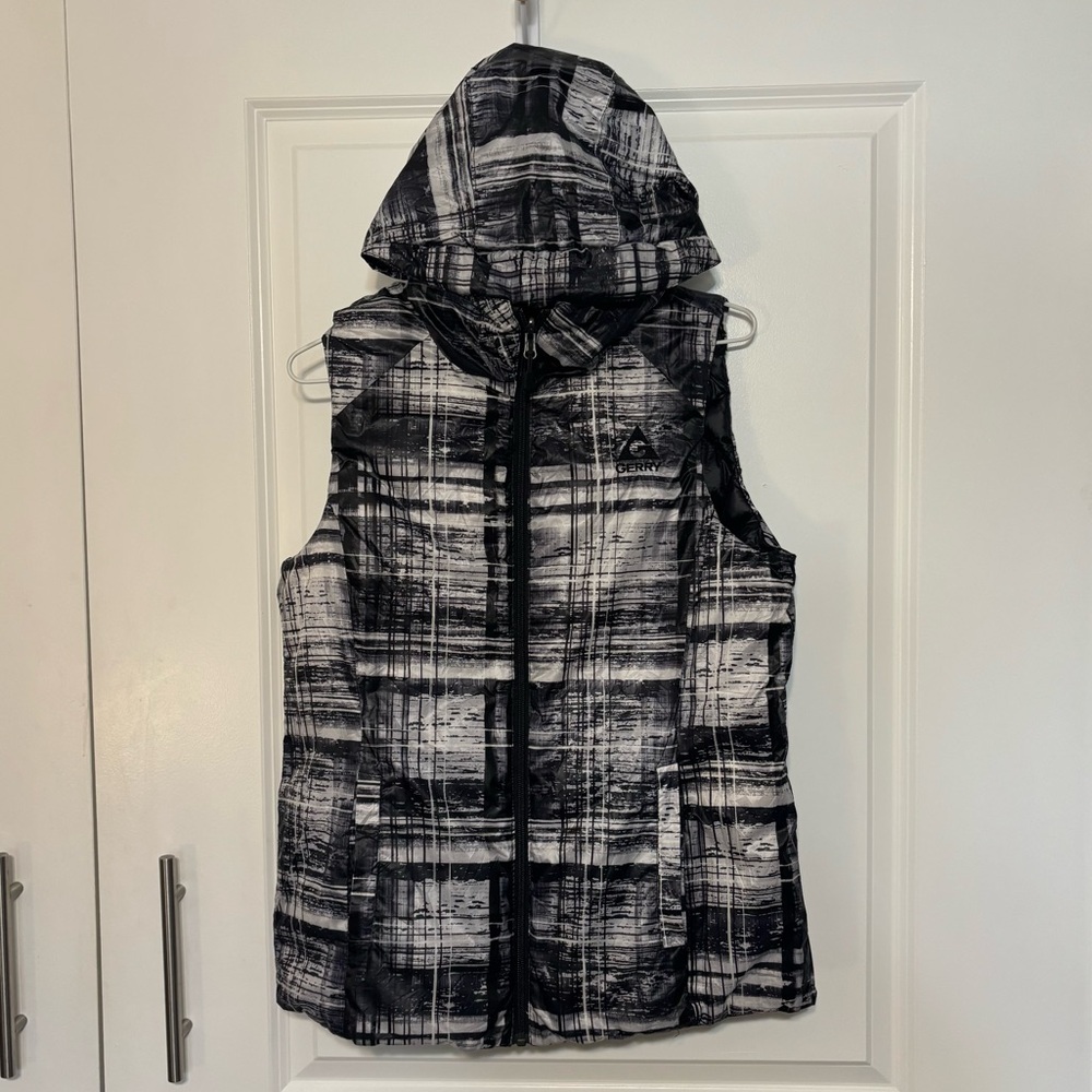 Gerry Women Medium Full-Zip Quilted Packable Reversible Down Vest Hooded Pockets